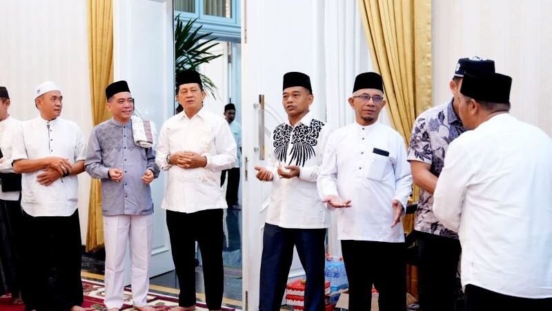 Anggota DPRD Barut Hadiri Peringatan Nuzulul Quran di Rujab Bupati