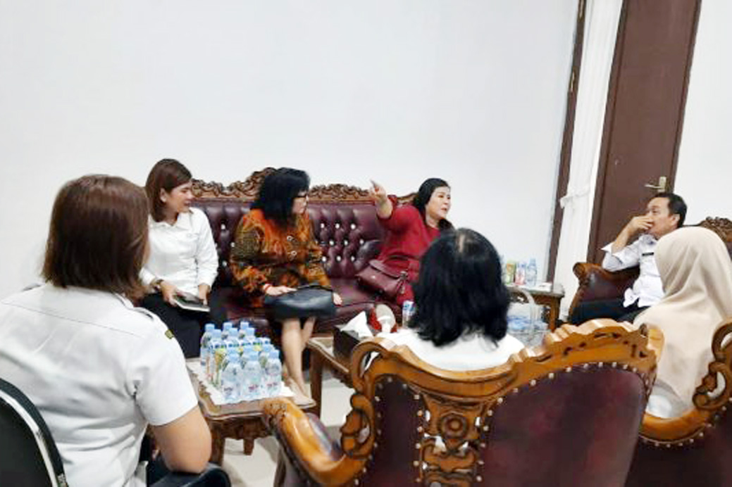 Waket II DPRD Nenie Adriati Lambung kunker ke Dinkes Kota Palangka Raya