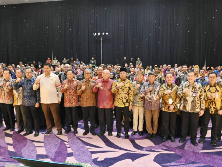 Gubernur Kalteng Agustiar Sabran Hadiri Apresiasi Pemda Berprestasi 2026 Regional Kalimantan di Balikpapan