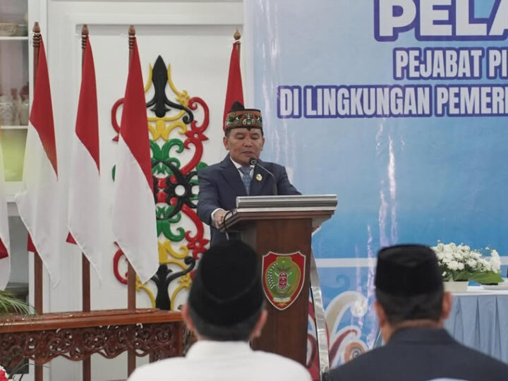 Lantik Enam Pejabat Tinggi Pratama, Gubernur Kalteng Tegaskan Jangan Ada Ego Sektoral