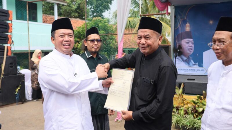 Menteri Nusron Ajak Pemimpin Layani Rakyat dengan Tulus saat Pengajian di Pandeglang