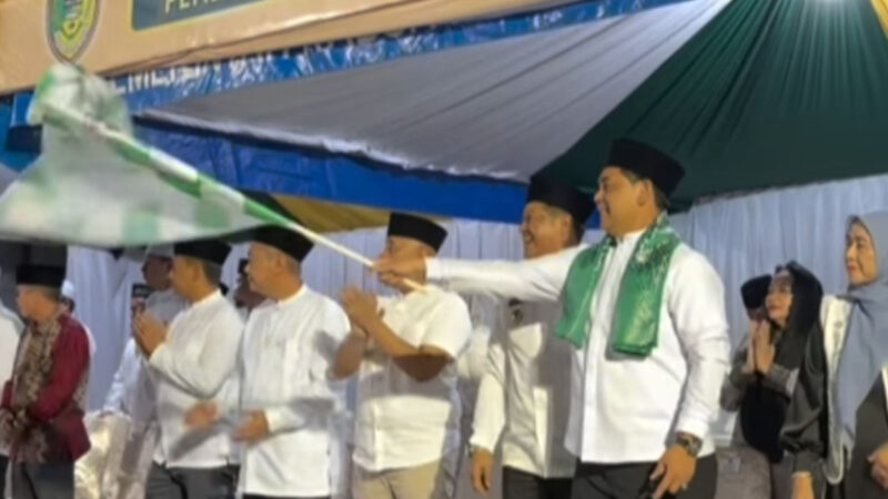 Ketua Komisi III DPRD Barito Utara Apresiasi Semangat Masyarakat dan Peserta Pawai Tanglong Iduladha 1447 H