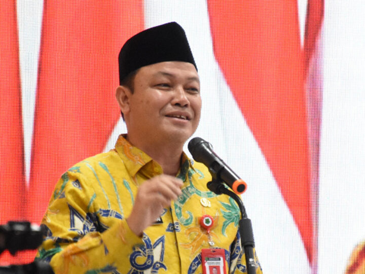 Sekda Kapuas Buka Pelatihan Penguatan Kapasitas Pengurus dan Launching PGRI Power