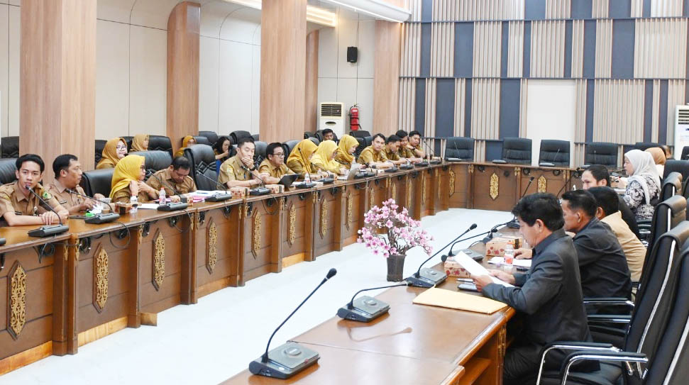 DPRD Barito Utara Gelar RDP Bahas Dua Raperda