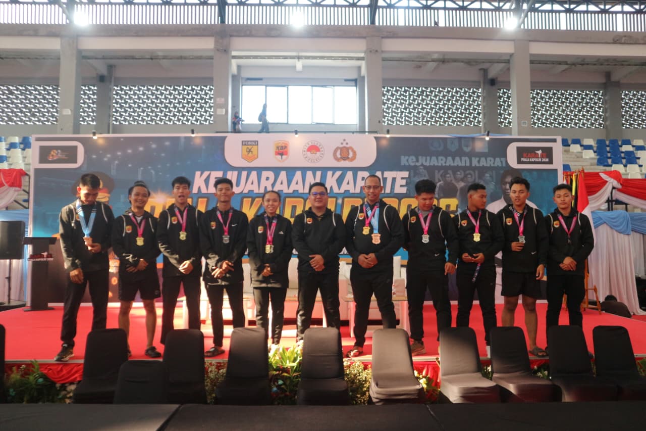 Polda Kalteng Bawa Pulang 13 Medali dari Kejuaraan Karate Kapolri Cup 2026