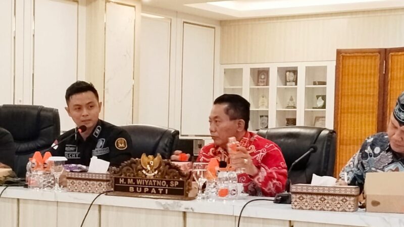 Wiyatno Dorong Percepatan Listrik Masuk Desa Barunang, Pemkab Kapuas Siapkan Langkah Koordinasi