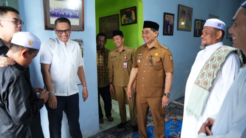 Shalahuddin Takziah ke Rumah Duka Erestu Zairinah, Pemkab Barito Utara Sampaikan Duka Mendalam