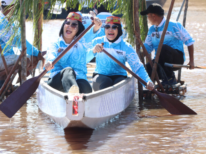 Besei Kambe Meriahkan Hari Bhayangkara ke-80, Polda Kalteng Dorong Pelestarian Warisan Dayak