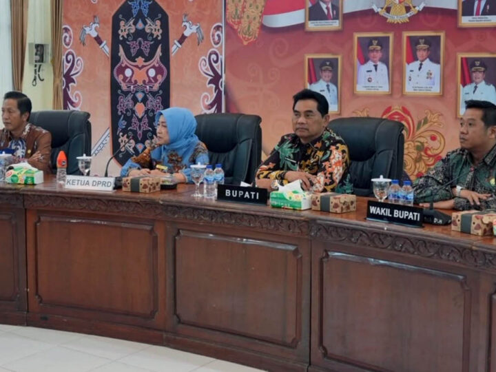 Hadiri Konsultasi Publik Pengadaan Tanah, Ketua DPRD Barut Dukung Pelebaran Jalan Yetro Sinseng dan Tumenggung Surapati