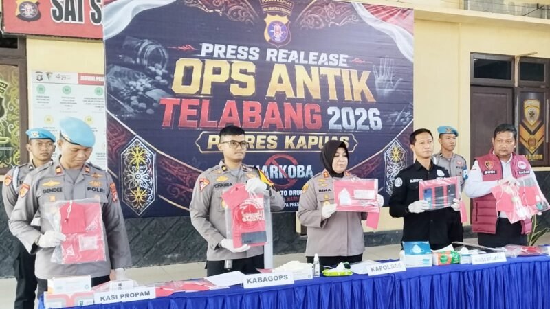 Polisi Bongkar Jaringan Narkoba di Kapuas, Delapan Tersangka Ditangkap dengan Barang Bukti Hampir 50 Gram Sabu