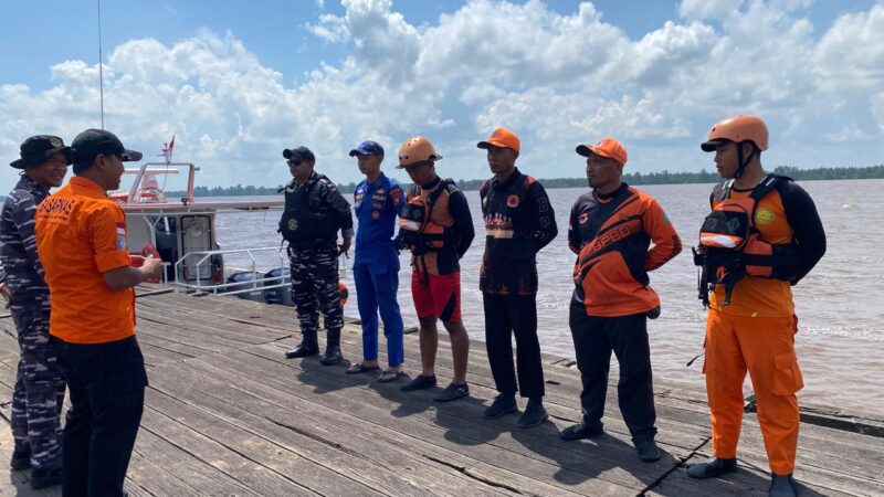 ABK TB Kapuas Bahari V Belum Ditemukan, Tim SAR Perluas Pencarian di Muara Sampit