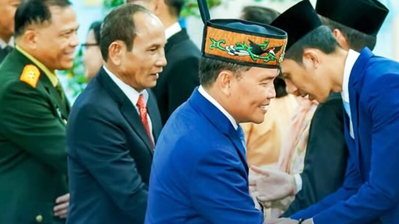 Perkuat Sinergitas, Ketua DPRD Hadiri Pelantikan Pejabat Pimpinan Tinggi Pratama Pemprov Kalteng