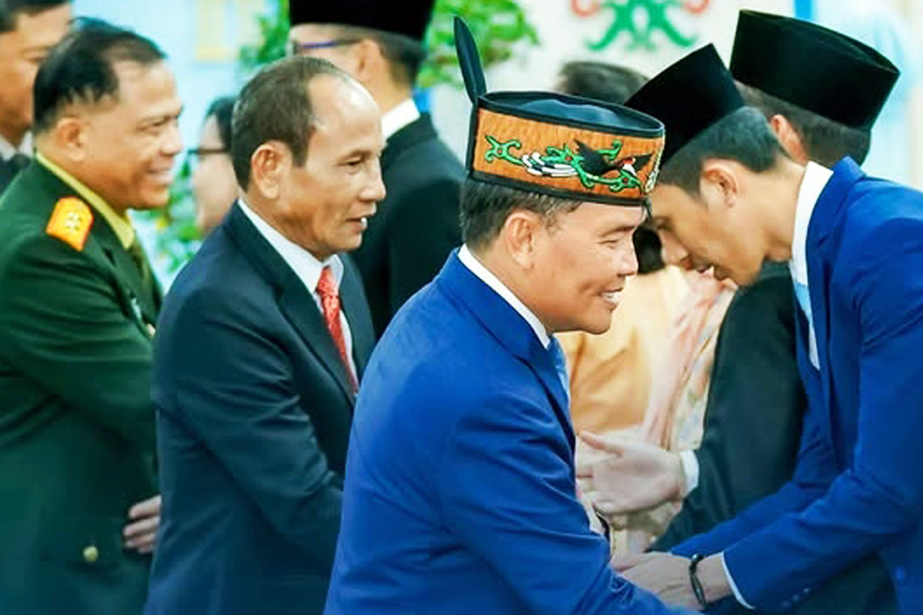 Perkuat Sinergitas, Ketua DPRD Hadiri Pelantikan Pejabat Pimpinan Tinggi Pratama Pemprov Kalteng