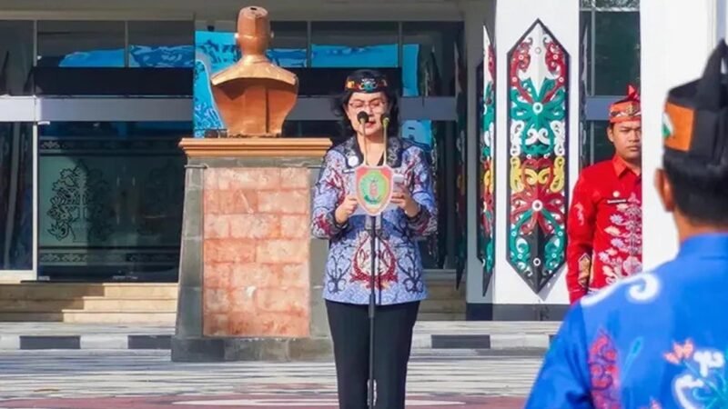 Pimpin Upacara Peringatan HAN, Sekda Kalteng Tegaskan Penguatan Sinergi Penuhi Hak Anak