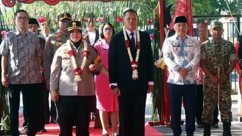 Wakil Bupati Kapuas Turut Hadiri Acara Penyambutan Kapolres Kapuas yang Baru