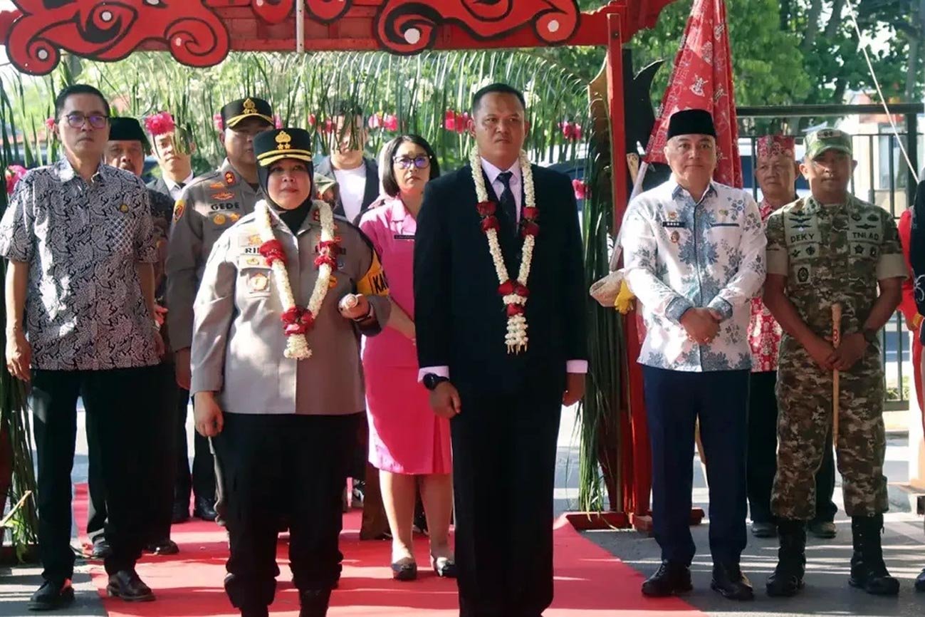 Wakil Bupati Kapuas Turut Hadiri Acara Penyambutan Kapolres Kapuas yang Baru
