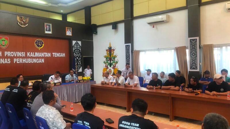 Pengemudi Online Sampaikan Aspirasi Tarif, Polresta Palangka Raya Kawal Audiensi dengan Dishub