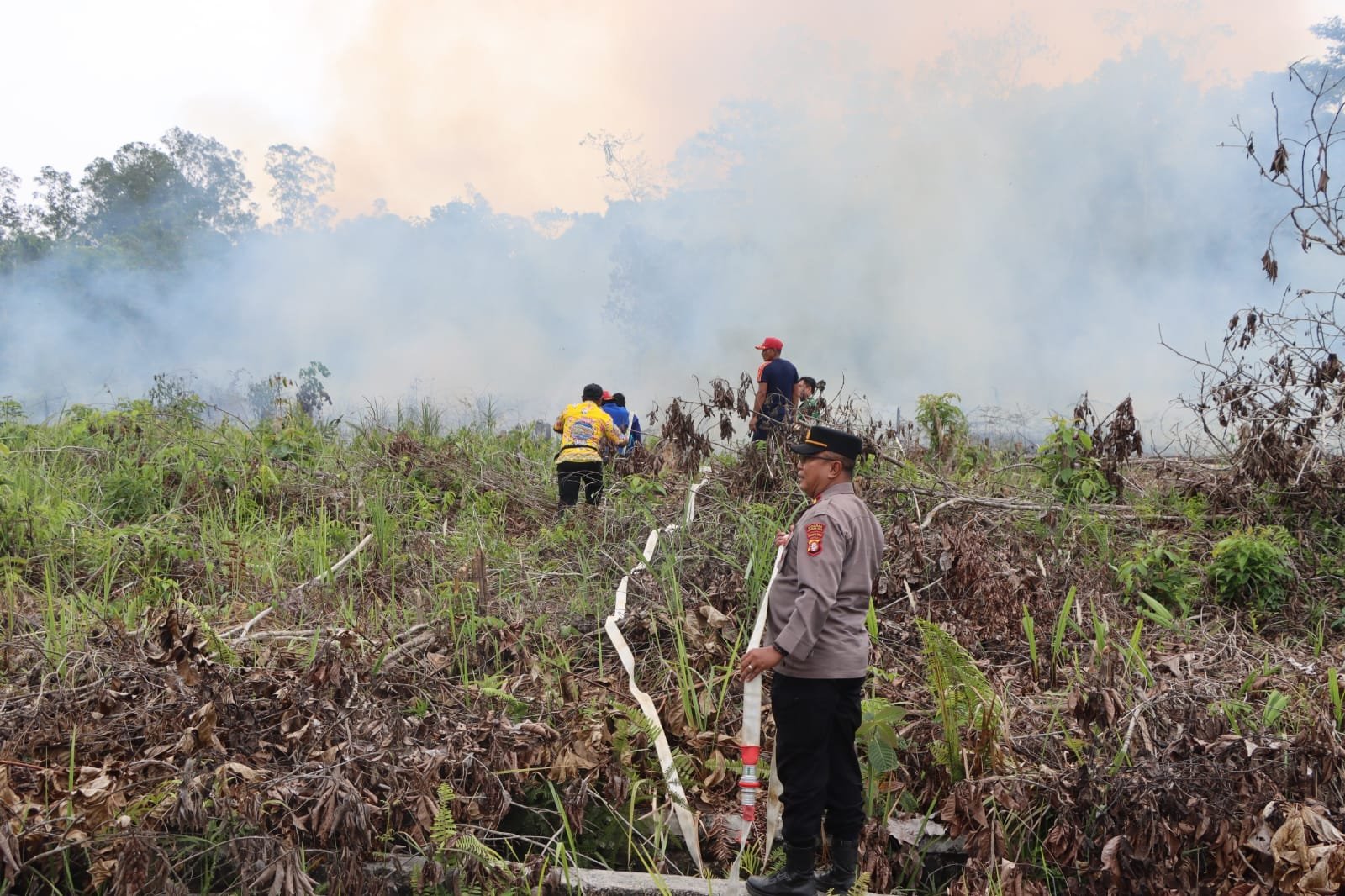 Masyarakat Bisa Bantu Petugas Padamkan Karhutla