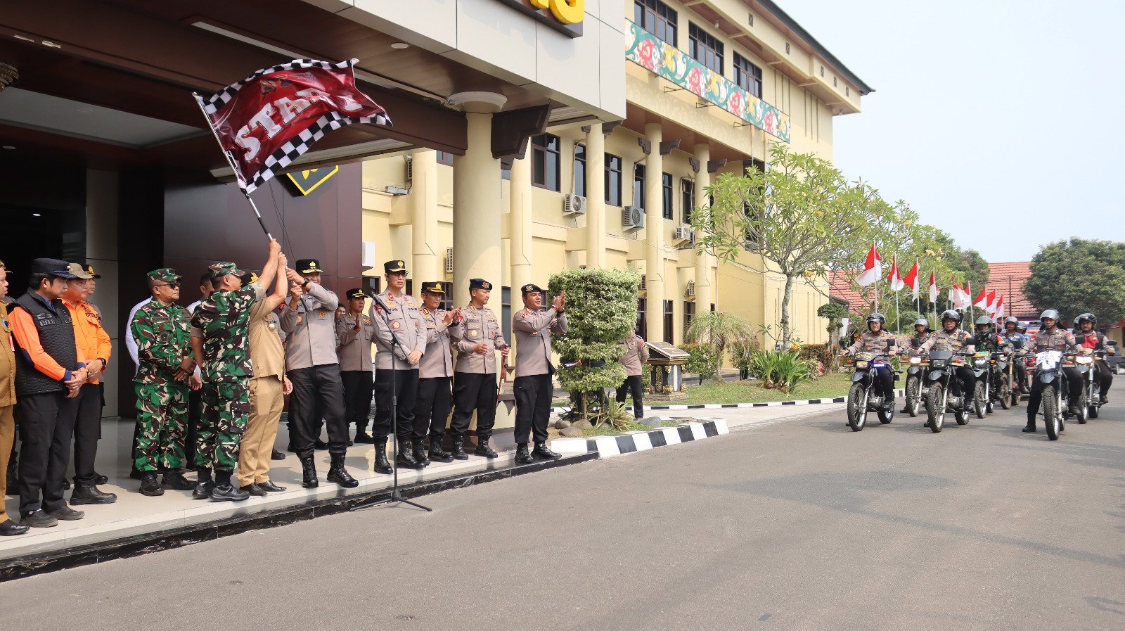Tim Pemburu Api Isen Mulang Dikerahkan Perkuat Penanganan Karhutla di Palangka Raya