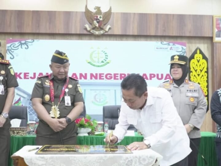 Kajati Kalteng Resmikan Rumah Dinas Kejari Kapuas, Pemkab Tegaskan Dukungan