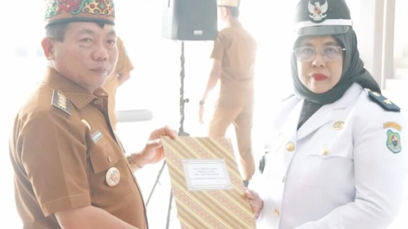 Bupati Kapuas Minta Pengelolaan Dana Desa Transparan, 9 Pj Kades dan 10 Anggota BPD PAW Dilantik