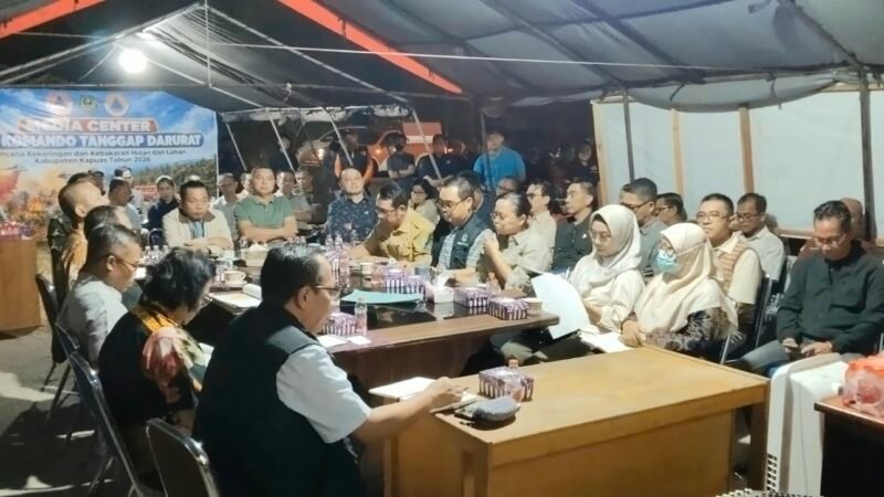 Kapuas Perpanjang Status Tanggap Darurat Karhutla dan Kekeringan hingga Dua Pekan