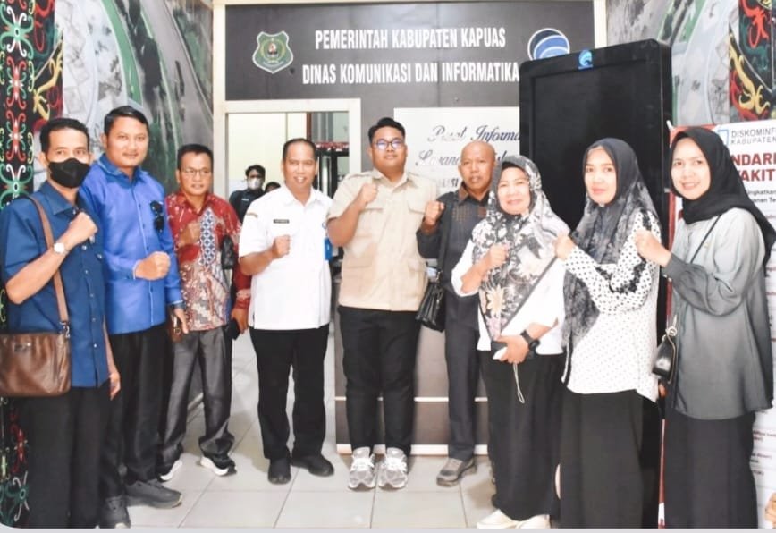 Komisi I DPRD Kotabaru Pelajari Pelayanan Publik dan Keterbukaan Informasi di Kapuas