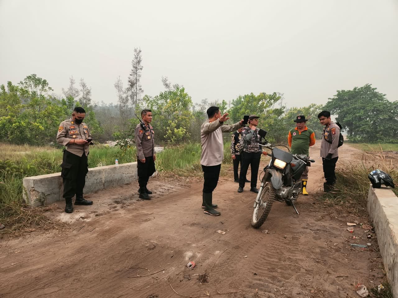 Kapolresta Palangka Raya Pastikan Titik Api di Km 38 Terkendali, Waspadai Api Kembali Muncul